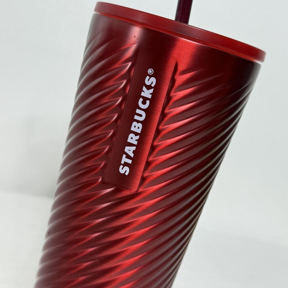 Starbucks Red Textured Spiral Cold Cup Tumbler 24 oz with Straw 2022 Holiday NEW